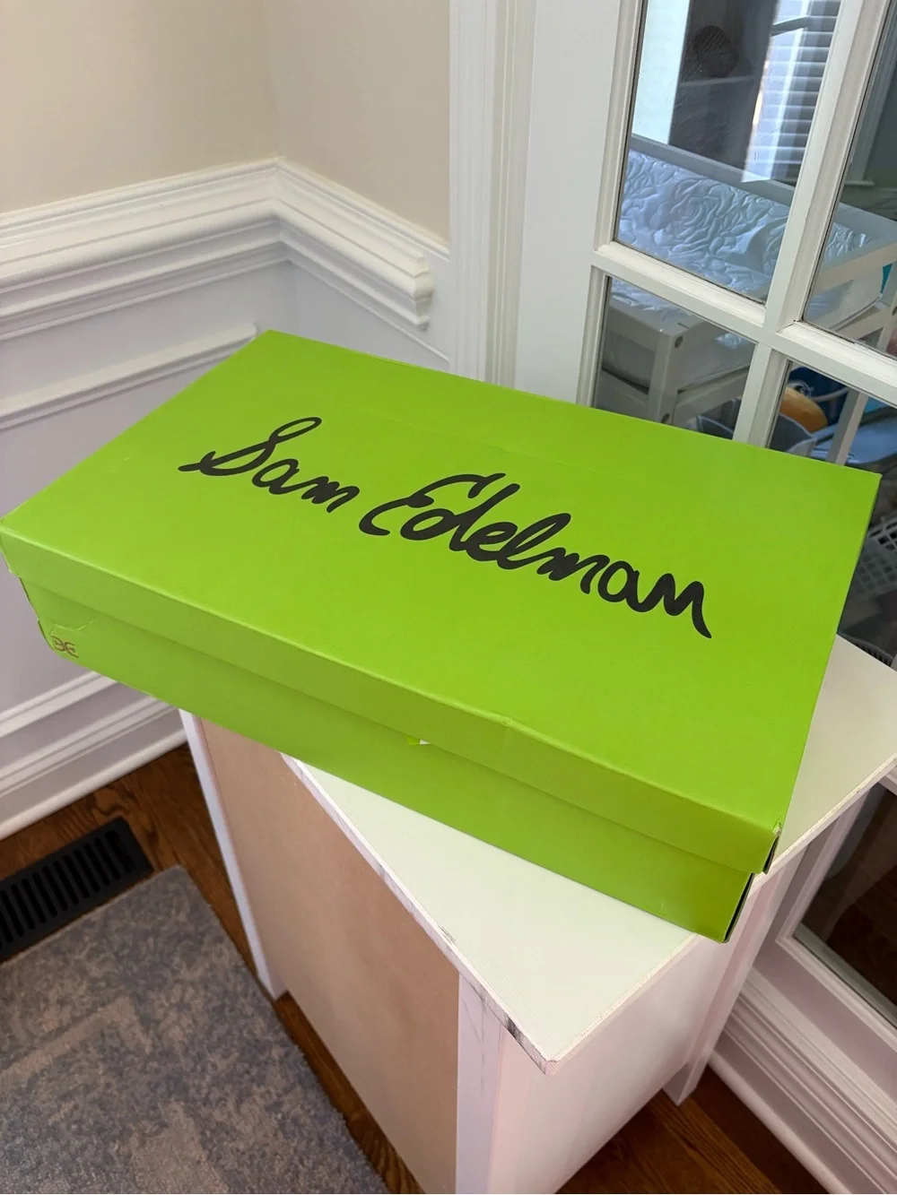 Sam Edelman new box